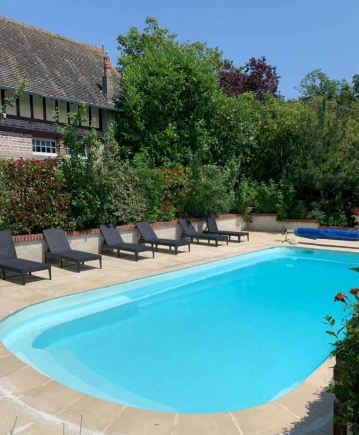Chambres D'Hotes Les Roches Noires Trouville-sur-Mer Exterior foto